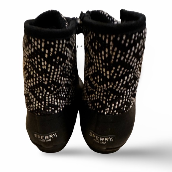 ⭐️SOLD⭐️Sperry Black Quilted Lace Up Top Sider Duck Boots SZ6 - Picture 3 of 6